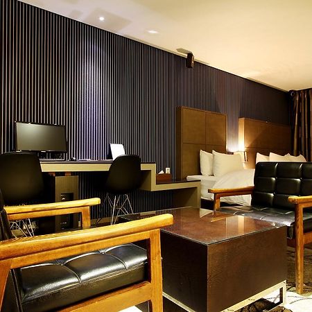 Uijeongbu Latree Hotel Экстерьер фото