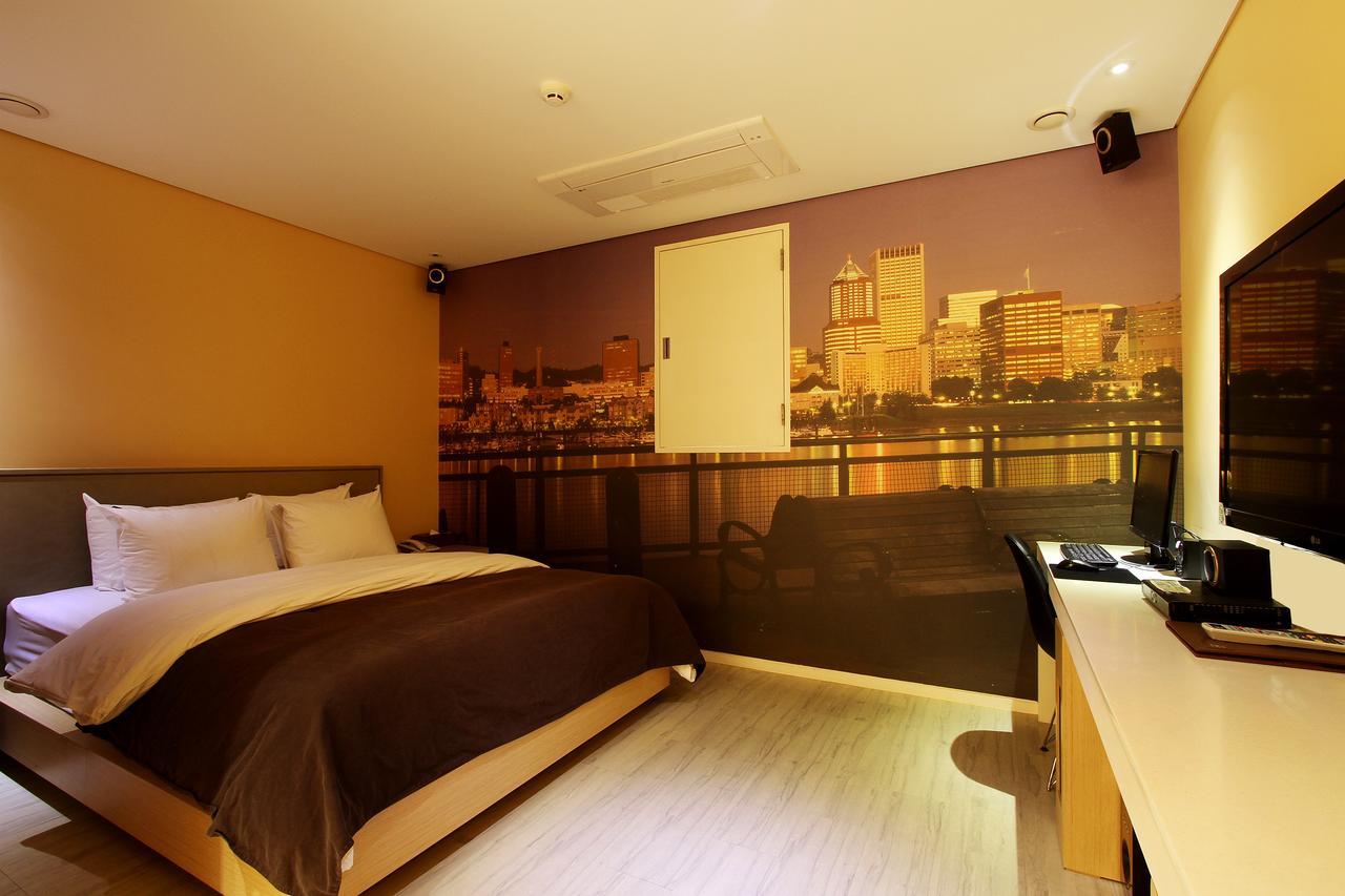 Uijeongbu Latree Hotel Экстерьер фото