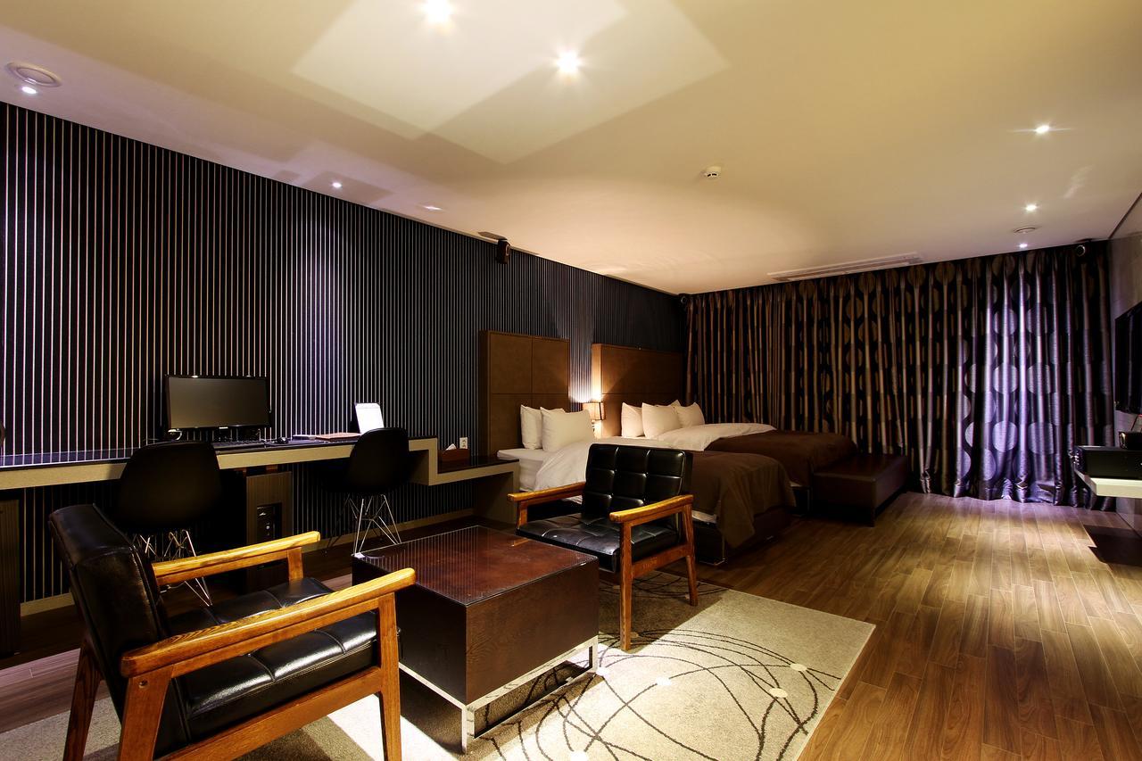 Uijeongbu Latree Hotel Экстерьер фото