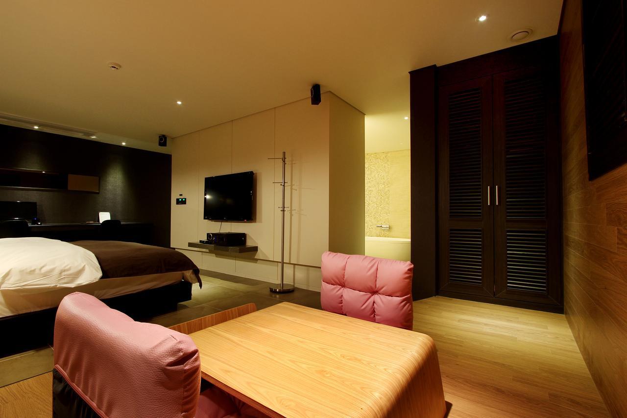 Uijeongbu Latree Hotel Экстерьер фото
