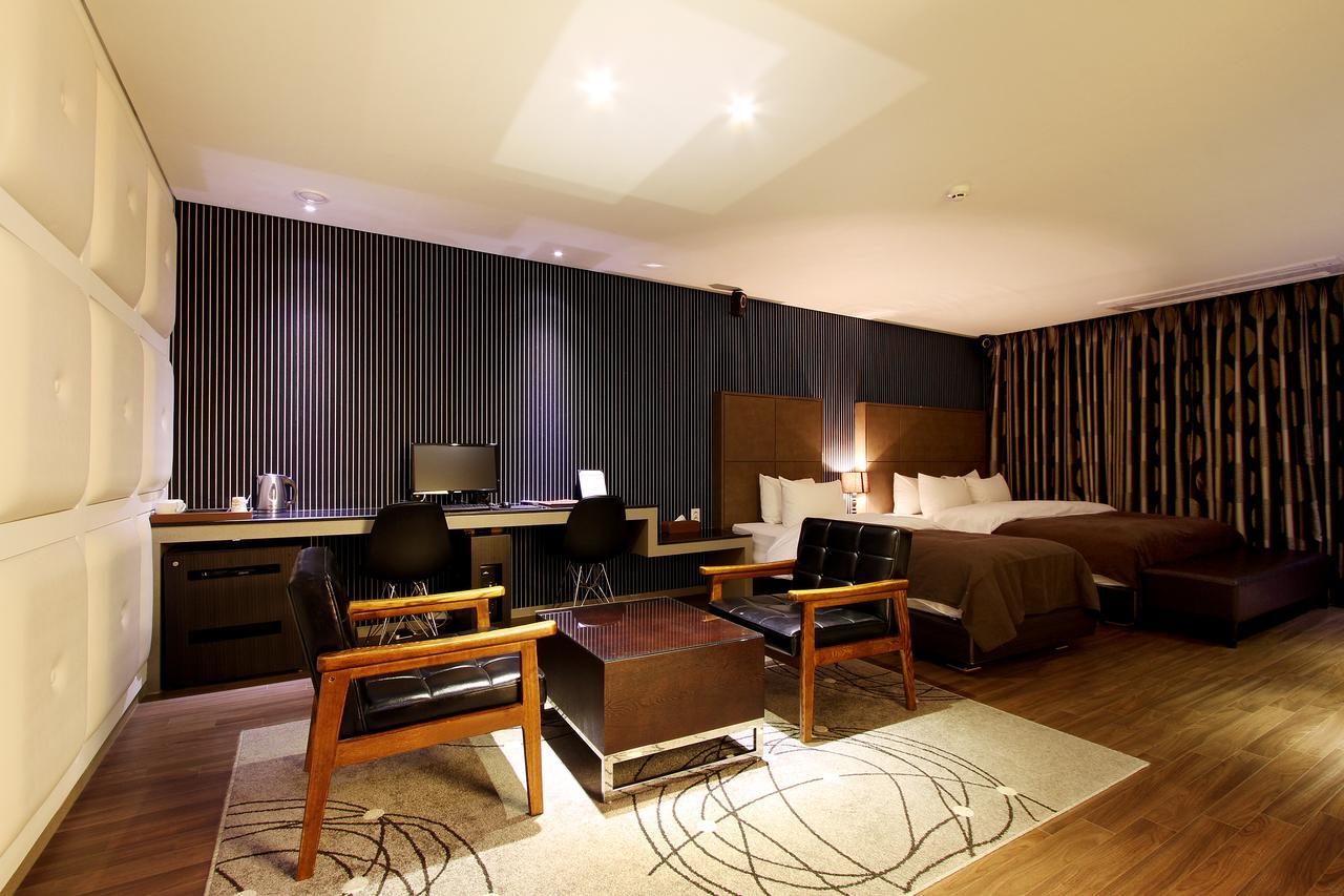 Uijeongbu Latree Hotel Экстерьер фото